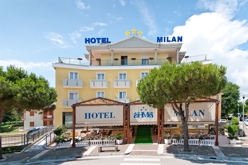 Hotel Milan Rosolina Mare Exterior photo